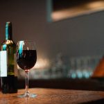 Histoire et Héritage du Vin de Bordeaux : L’évolution d’une passion viticole